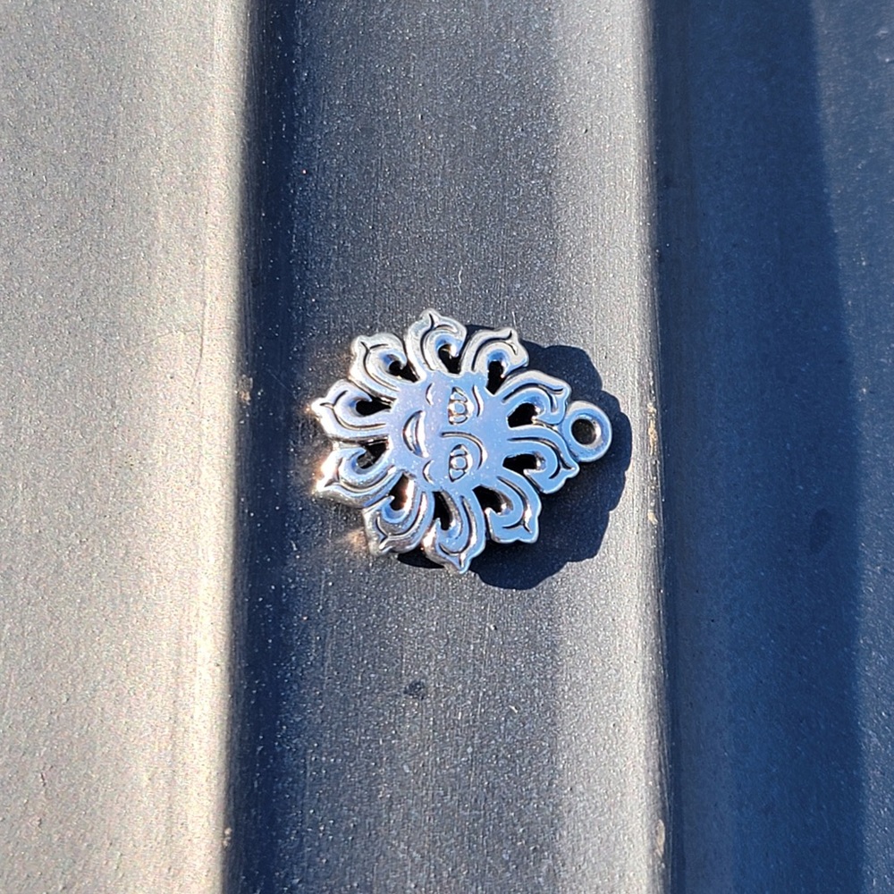 James Avery sunbeam charm